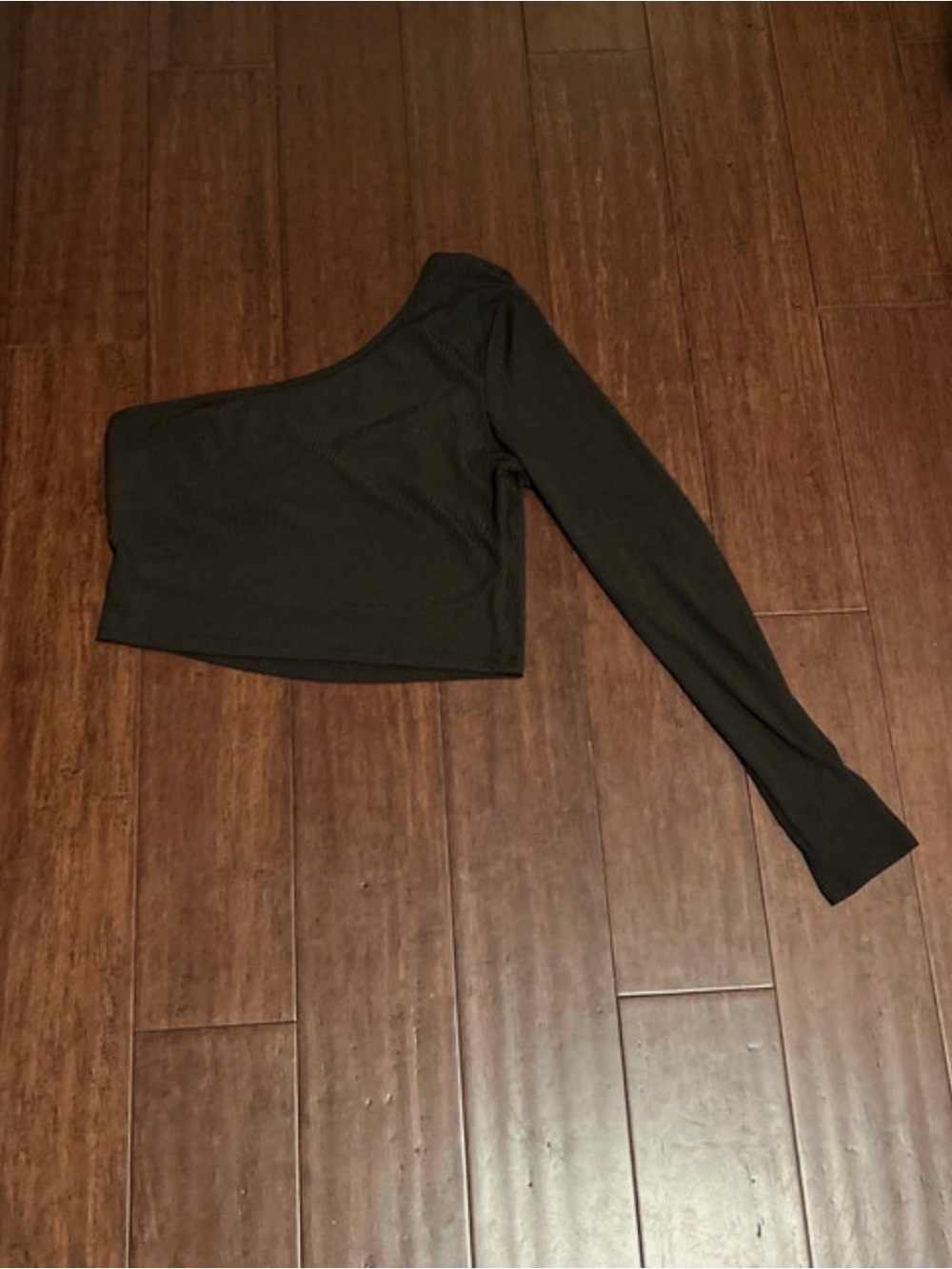 SHEIN Black Ribbed One-Shoulder Crop Top